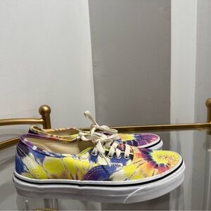 Vans Purple and Yellow Sneakers Classic Style. Like new